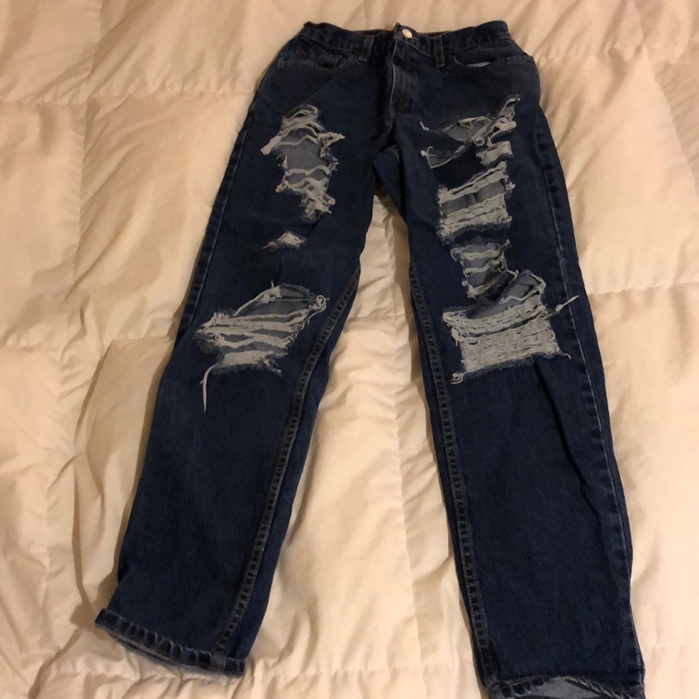 Vintage Levi’s 550 Hand-Distressed